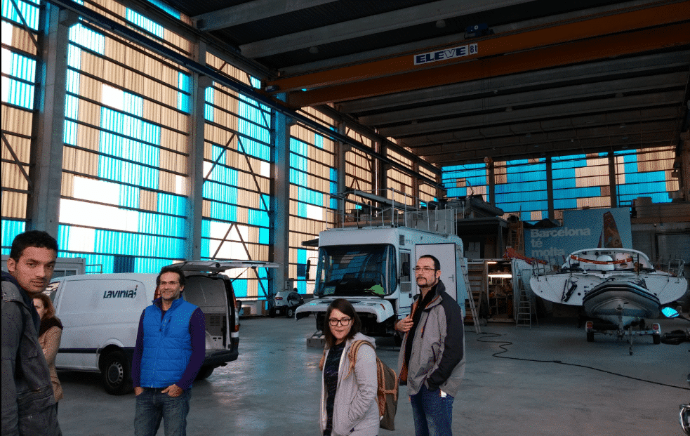 Visita d’un grup d’estudiants a les instal·lacions d’una de les empreses participants a Port Innova