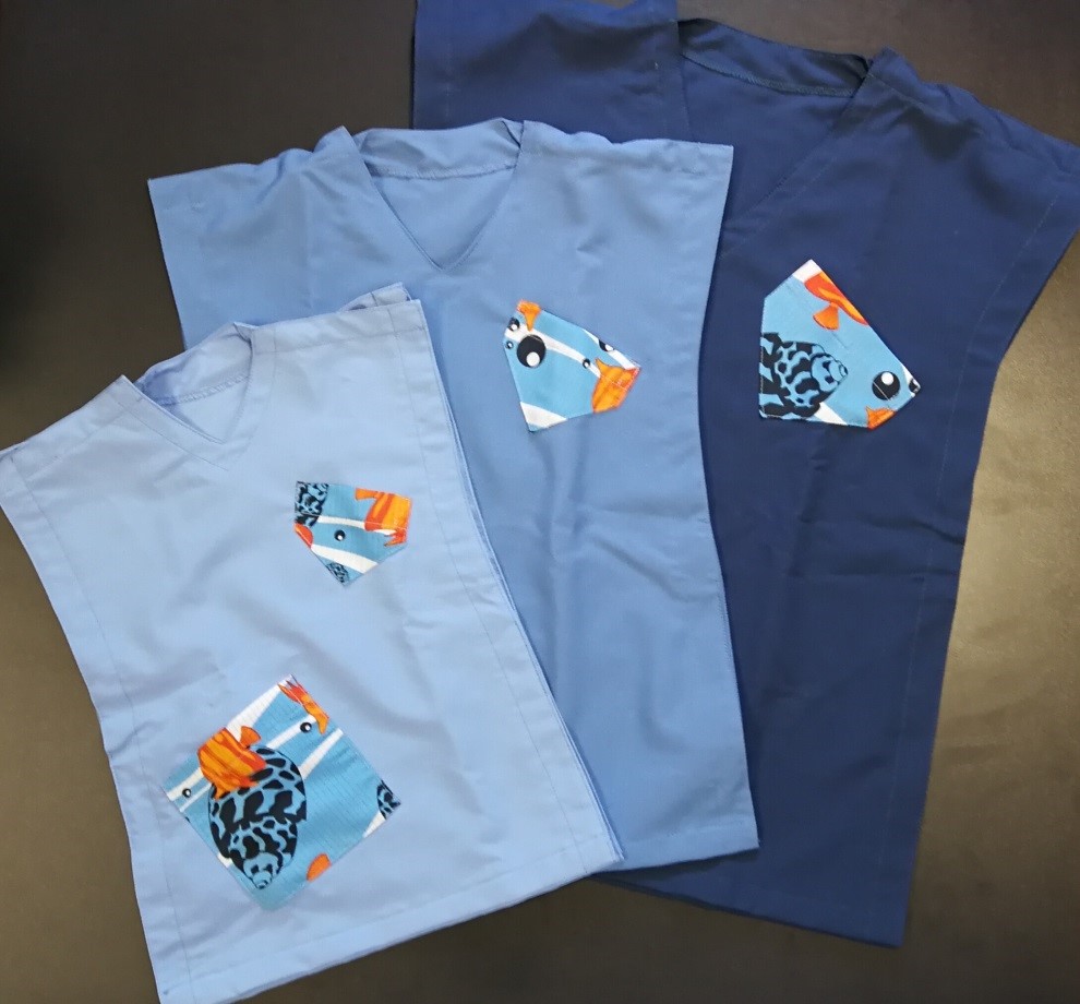 Modelo de pijama para niños y niñas de las unidades de pediatría